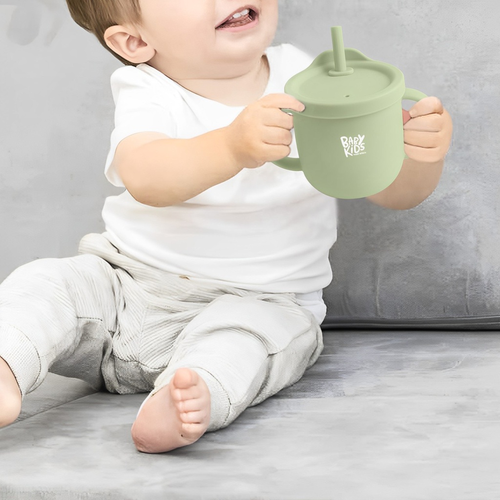 Silicone Kids Sipper Cup