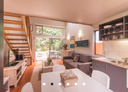 Deluxe / Family Beach Shack Accommodation — Minjerribah / North Stradbroke Island
