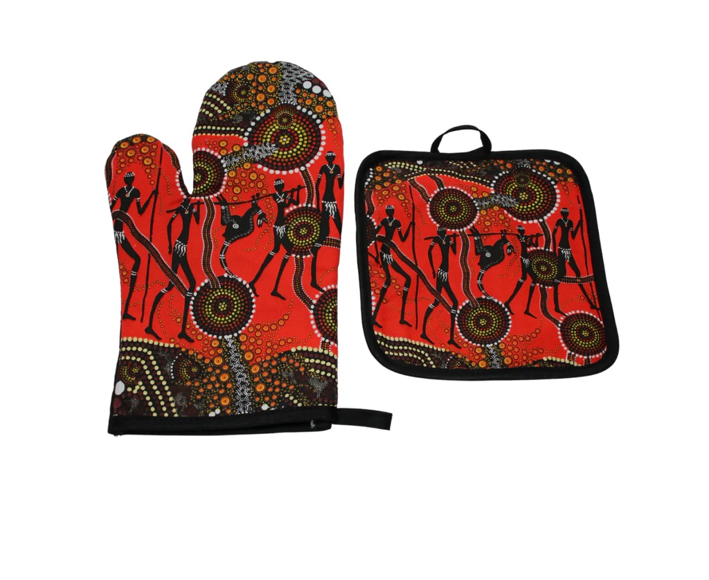 OVEN MITT AND POT HOLDER SET ABORIGINAL DESIGN - HUNTER &amp; GATHER LAND - COLIN JONES